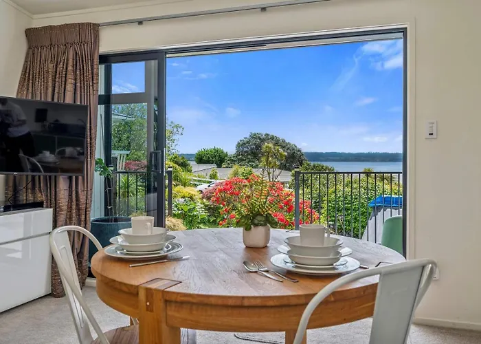 Manahi - Cute One Bedroom With Sun Deck And Great Views 罗托鲁阿
